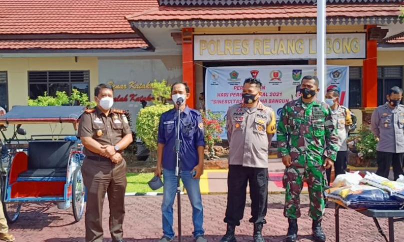 Beras 1,3 Ton Disalurkan Saat Peringatan HPN 2021 di Rejang Lebong