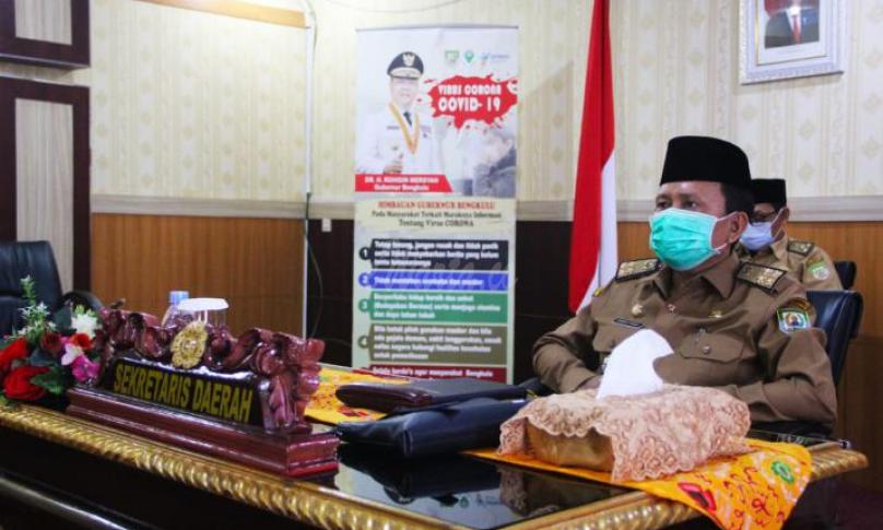 Hamka Sabri usai mengikuti Rapat Rutin Koordinasi Monitoring Pelaksanaan Vaksin Covid-19 via Virtual Meeting, di Ruang VIP Pola Provinsi Bengkulu, Selasa (02/02).