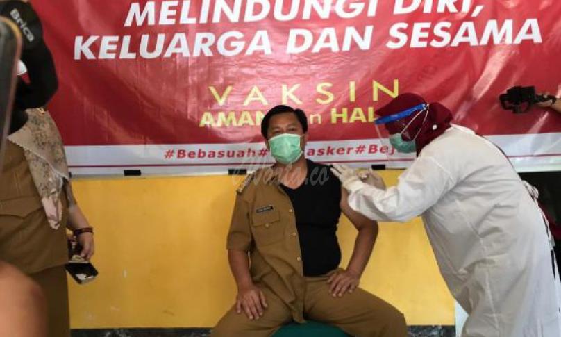 Sekda Bengkulu Selatan Pertama Divaksin Covid-19