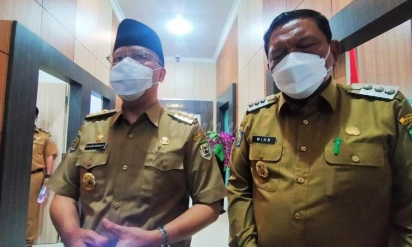 Gubernur Bengkulu, Rohidin Mersyah bersama Bupati Bengkulu Utara