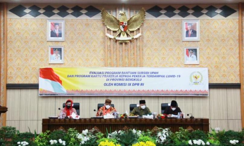 Komisi IX DPR RI Pastikan Program Bantuan Subsidi Upah erjalan Lancar