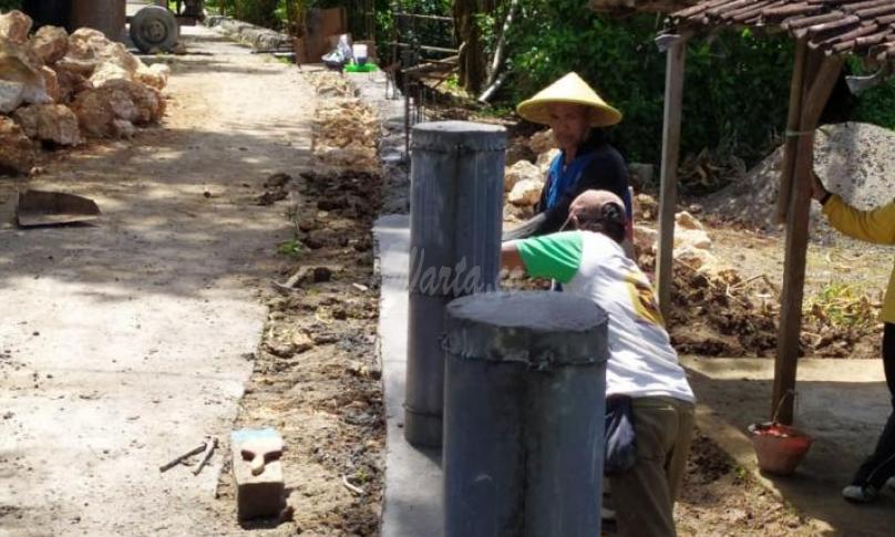 Pemdes Kedung Banteng Alokasikan DD untuk Pembangunan TPT