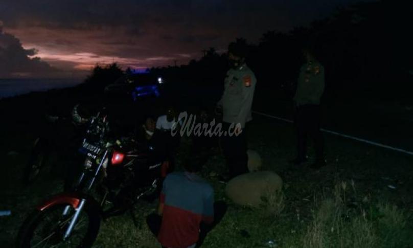 Polisi Gelar Patroli Prokes Pantai Abrasi Mukomuko