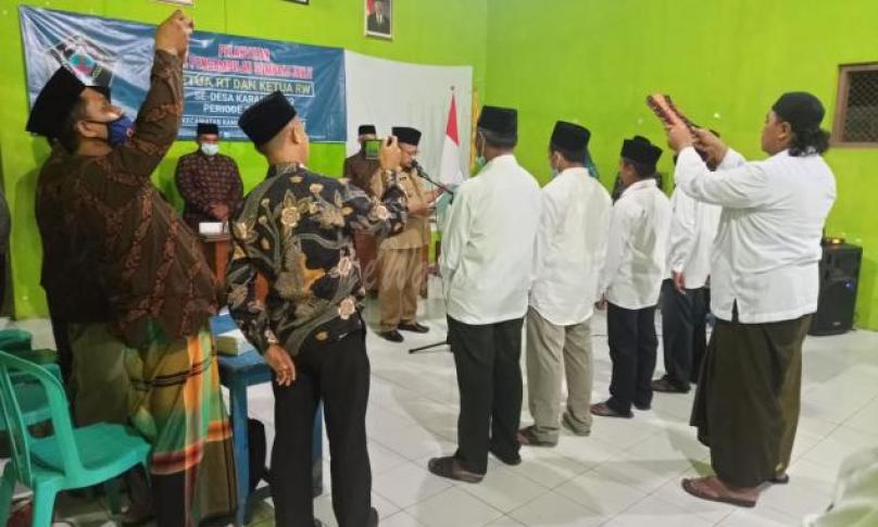 Desa Karangsono Gelar Pelantikan Ketua RT dan RW Perdana