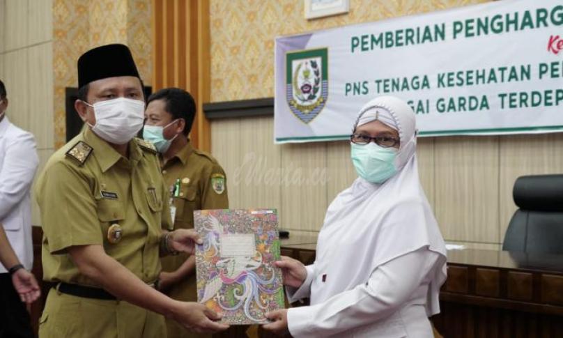 Nakes Pelayan Pasien Covid-19 Provinsi Bengkulu dapat Kenaikan Pangkat