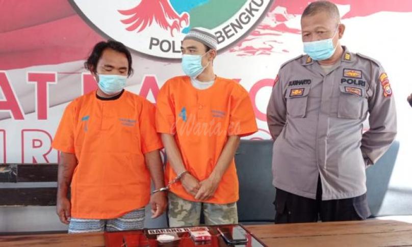 Lagi Transaksi, Dua Pelaku Sabu di Kota Bengkulu "Dikarungi" Polisi