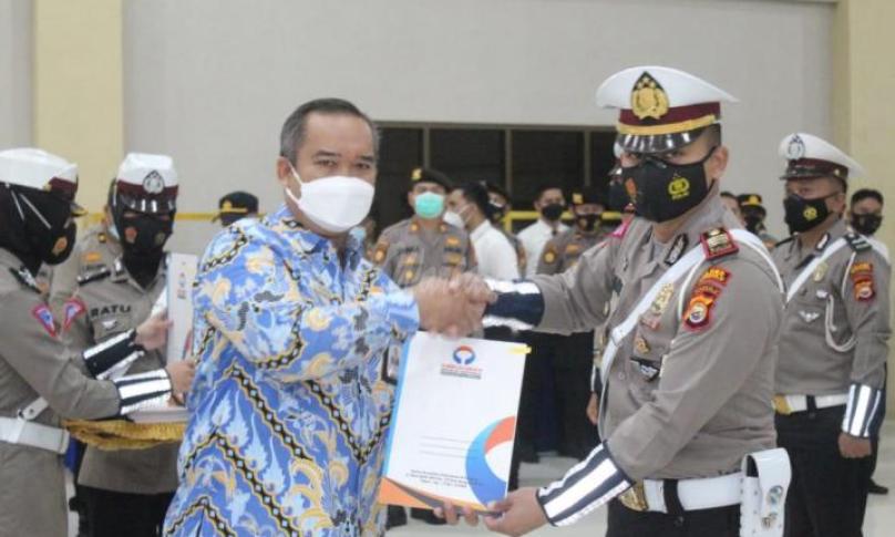 Polres Bengkulu Terima Penghargaan PTSP Ombudsman