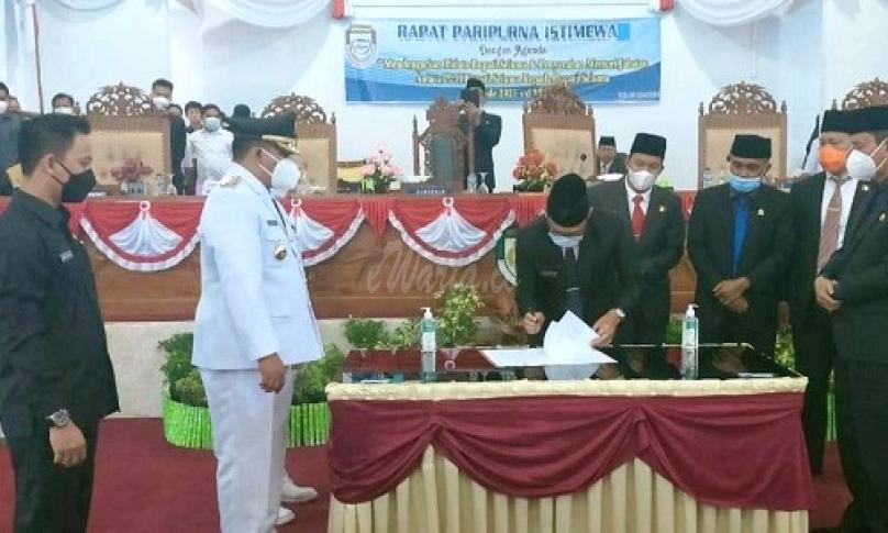 Paripurna Istimewa, Bupati Erwin Siap Bersinergi dengan DPRD. Foto: Kominfo