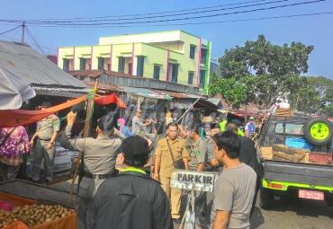 Penertiban Pedagang Kaki Lima oleh Satpol PP Rejang Lebong
