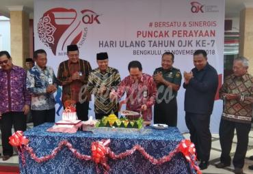 Prosesi Pemotongan tumpeng 
