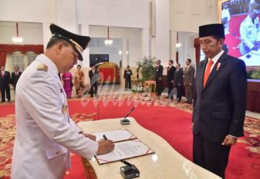 Rohidin Mersyah resmi dilantik