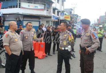 Kapolres Rejang Lebong mengantar Tim Pamatwil Mabes Polri cek kesiapan Pospam Natal dan Tahun Baru 