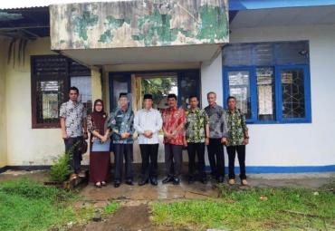 Gubernur didampingi Kadis TPHP tinjau eks kantor Koni Bengkulu