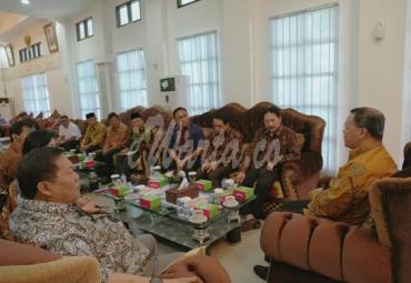 Pertemuan pembangunan monumen Fatmawati