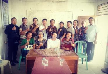 Silaturahmi ditutup dengan berfoto bersama