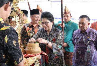 Penyambutan kunjungan Menkes RI di Bengkulu