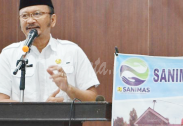 Sekretaris Daerah Kota Bengkulu (Marjon, M. Pd) saat memberikan arahan dan membuka program Sanimas