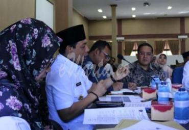 Wakil Walikota Bengkulu Dedy Wahyudi rakor bersama TPID Kota Bengkulu