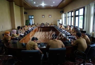Sesda pimpin rapat Tim Pemantau Pemilu