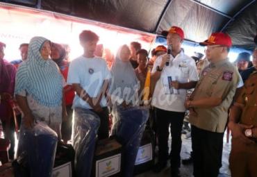 Kunjungan Menteri Sosial RI Agus Gumiwang Kartasasmita mengobati duka lara dan kesedihan warga Kota Bengkulu yang terdampak banjir