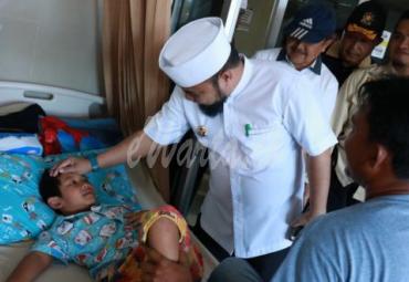 Walikota Bengkulu kunjungi korban banjir