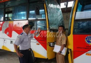 Dua armada bus sekolah siap di operasikan