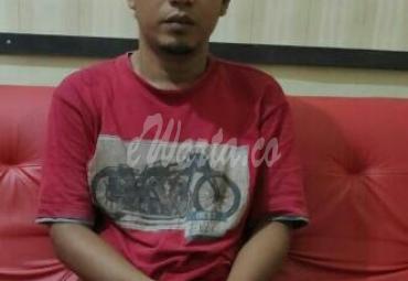 Diduga jadi pengedar narkotika jenis sabu-sabu oknum PNS (AK) di Kabupaten Luwu Utara, Sulawesi Selatan di tangkap polisi