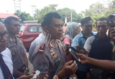 Kapolda Bengkulu Brigjen Pol Drs. Supratman, MH saat memberikan keterangan kepada awak media