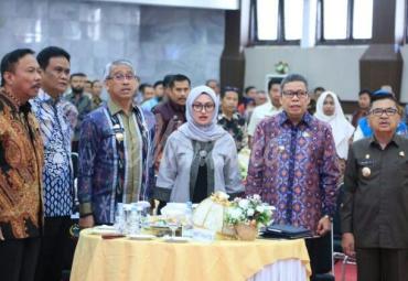 Bupati Luwu Utara hadiri Rakor percepatan pelaksanaan Reformasi Birokrasi Kabupaten/ Kota se- Sulawesi Selatan