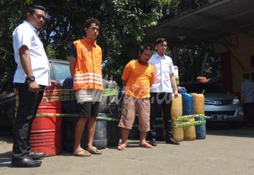 Dua pelaku penyalahgunaan BBM dan Ratusan liter diamankan Polda Bengkulu