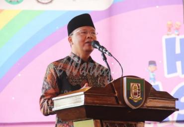 Gubernur Bengkulu (Dr. H. Rohidin Mersyah)