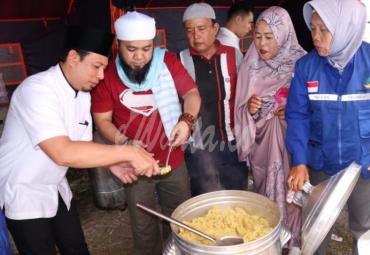 Didampingi Wawali, Walikota turun langsung pantau dapur tim masak 1440 nampan nasi kebuli