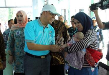 Gubernur Bengkulu (Dr. H. Rohidin Mersyah)