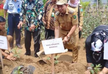 Wakil Walikota Bengkulu (Dedy Wahyudi, MM)