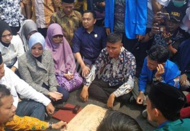 Gelar aksi susulan, Dewan gelar Sidang ke jalan