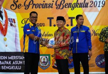 Gubernur Bengkulu Rohidin Mersyah terus menyuarakan perang terhadap narkoba, ini merupakan keperihatinan Gubernur terhadap maraknya penggunaan narkoba pada remaja.