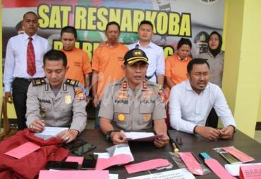 Pers Release Polres Lebong, Tangkapan pengedar ganja