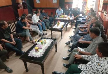 Rapat Internal pembentukan Alat Kelengkapan Dewan Luwu Utara, Sulsel Rabu (16/10).