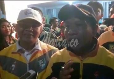 Menpora RI, Zainudin Amali bersama Gubernur Bengkulu saat diwawancarai awak media, usai membuka Grand Opening Porwil Sumatera ke- 10