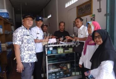 DPPKAD, Satpol PP dan Kecamatan mendatangi warga dan sejumlah wajib pajak.