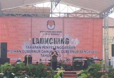 Ketua KPU saat memberikan sambutan