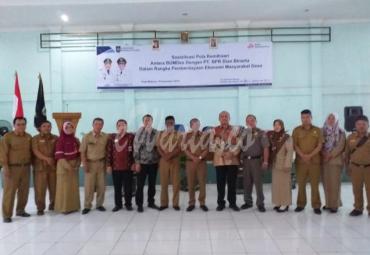 Dokumentasikan kegiatan, usai Sosialisasi pun dilaksanakam swafoto bersama, Selasa (10/12).