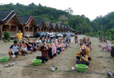 Family Gathering Bank BNI Kabupaten Seluma di Obyek wisata Lebong.