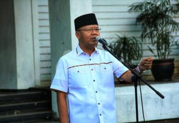 Gubernur Bengkulu (Dr. H. Rohidin Mersyah)