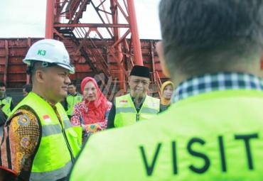 Investor asal Australia, Allen Saylav menunjukkan keseriusannya untuk mendirikan industri manufaktur mobil listrik di Bengkulu.