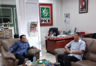 Rohidin Mersyah disambut langsung oleh Sekjen DPP PKB, Hasannudin Wahid dan pengurus, Rabu (15/1/2020).