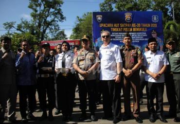 Usai gelar upacara dilaksanakan swafoto bersama.