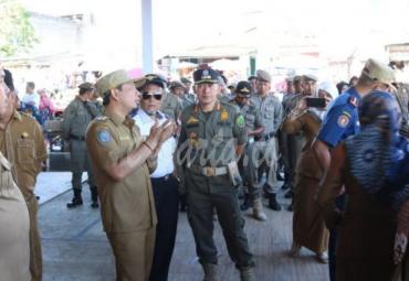 Pendekatan persuasif terus dilakukan olek pemkot Bengkulu dengan pedagang.