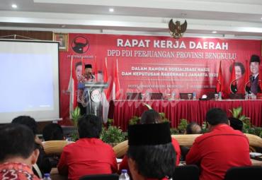 Gubernur Bengkulu  Rohidin Mersyah pada Sabtu (15/2) hadiri Rapat Kerja Daerah DPD PDI Perjuangan Provinsi Bengkulu.