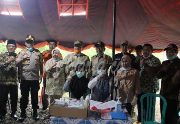 Gubernur Bengkulu Rohidin Mersyah didampingi Kapolda dan Danrem 041/ Gamas Bengkulu tinjauh langsung perbatasan Bengkulu - Sumatera Selatan